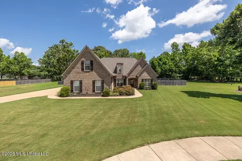 1266 Fieldstone St, Hernando, MS 38632