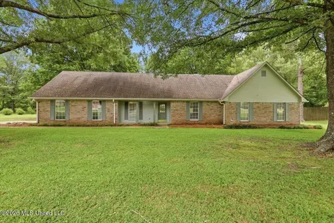 119 Falcon Ridge Dr, Raymond, MS 39154