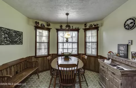 Dining - 4151 Kimbell Rd, Terry, MS 39170 photo 5 of 7