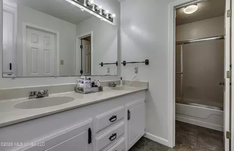 Bath - 4151 Kimbell Rd, Terry, MS 39170 photo 1 of 6