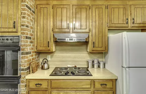Kitchen - 4151 Kimbell Rd, Terry, MS 39170 photo 4 of 7