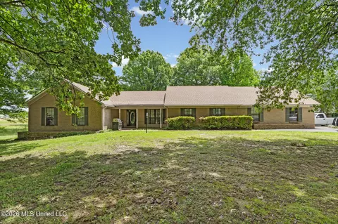 7400 Alexander Rd, Olive Branch, MS 38654