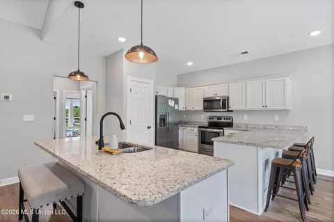 Kitchen - 123 Deerfield Trce, Coldwater, MS 38618 photo 1 of 3