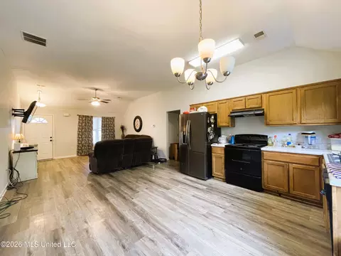 Kitchen - 109 Flower Cir, Coldwater, MS 38618 photo 1 of 1