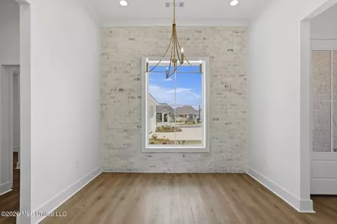 Dining - 433 Aurora Cir, Canton, MS 39046 photo 1 of 1
