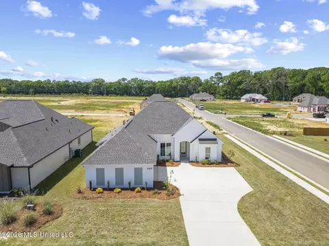 View/Area - 449 Aurora Cir, Canton, MS 39046 photo 2 of 4