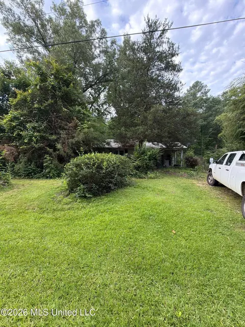 Exterior - 118 Canterbury Rd, Brandon, MS 39042 photo 19 of 22