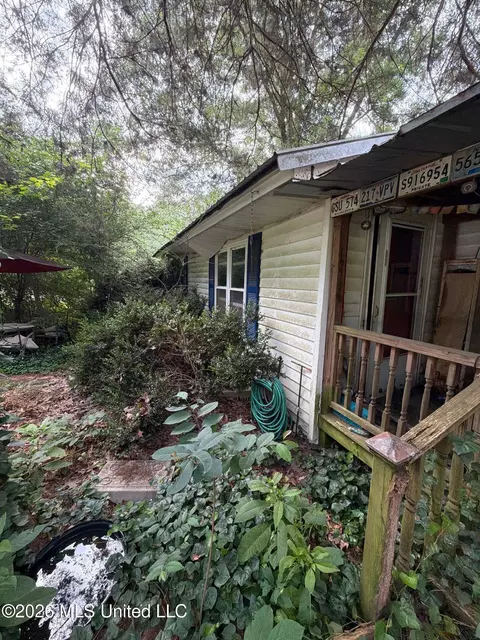 Exterior - 118 Canterbury Rd, Brandon, MS 39042 photo 12 of 22