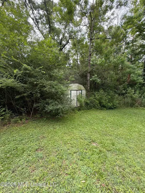 Exterior - 118 Canterbury Rd, Brandon, MS 39042 photo 3 of 22