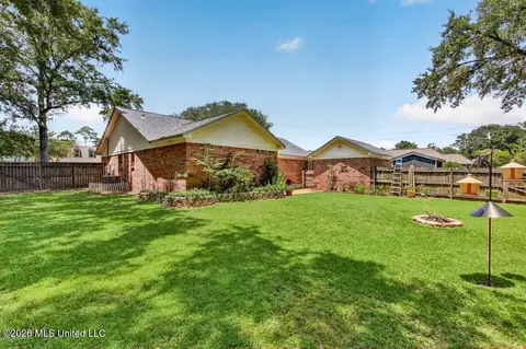 Exterior - 56134 Diamondhead Dr, Diamondhead, MS 39525 photo 6 of 8