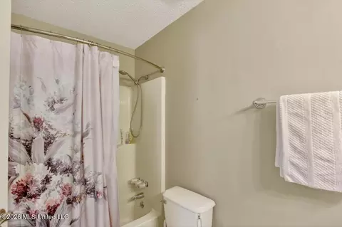 Bath - 56134 Diamondhead Dr, Diamondhead, MS 39525 photo 4 of 4