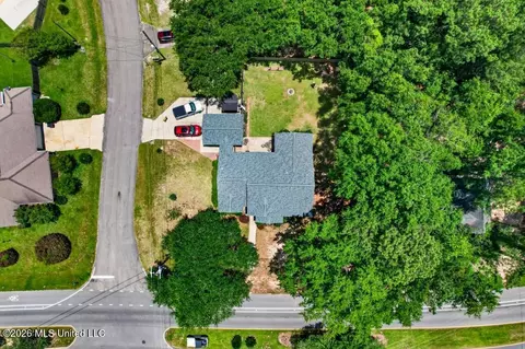 View/Area - 56134 Diamondhead Dr, Diamondhead, MS 39525 photo 2 of 4