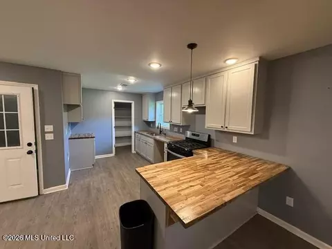 Kitchen - 537 Concord Rd, Lamar, MS 38642 photo 1 of 1