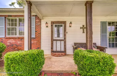 Exterior - 10 Co Rd 618, Corinth, MS 38834 photo 2 of 9