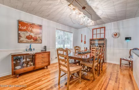Dining - 10 Co Rd 618, Corinth, MS 38834 photo 1 of 2