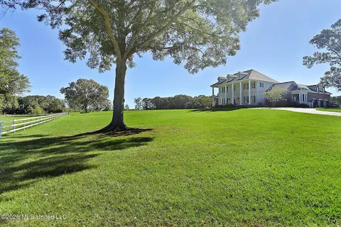 1735 Alana Dr, Terry, MS 39170