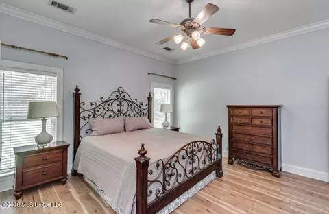 Bedroom - 404 Locust Cv, Madison, MS 39110 photo 2 of 4