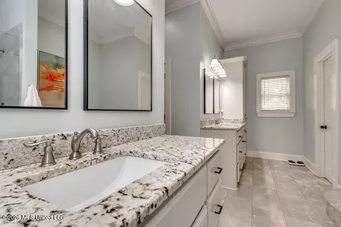 Bath - 404 Locust Cv, Madison, MS 39110 photo 1 of 4