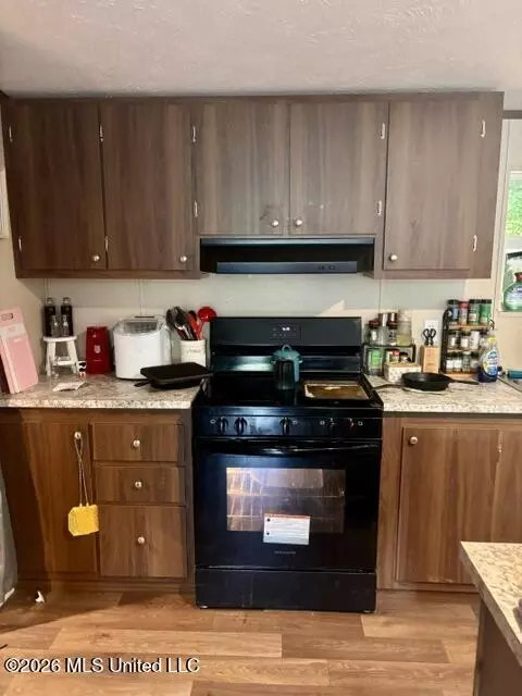 450 Old Enochs Rd, Florence, MS 39073 photo 6