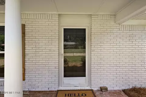Exterior - 2355 Upper Dr, Pearl, MS 39208 photo 2 of 5