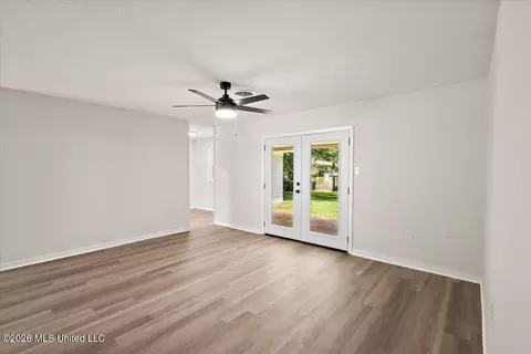 Living - 2355 Upper Dr, Pearl, MS 39208 photo 5 of 5