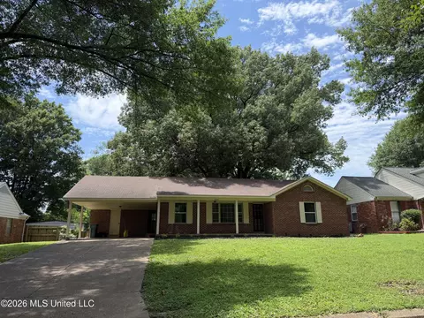 8667 Chesterfield Dr, Southaven, MS 38671