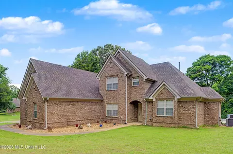8980 Kerri Ruth Rd, Hernando, MS 38632