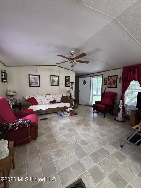 1990 Brasher Rd, Biloxi, MS 39532 photo 7