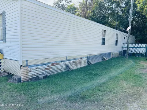 1990 Brasher Rd, Biloxi, MS 39532 photo 17