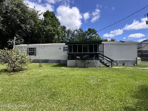 1990 Brasher Rd, Biloxi, MS 39532 photo 2