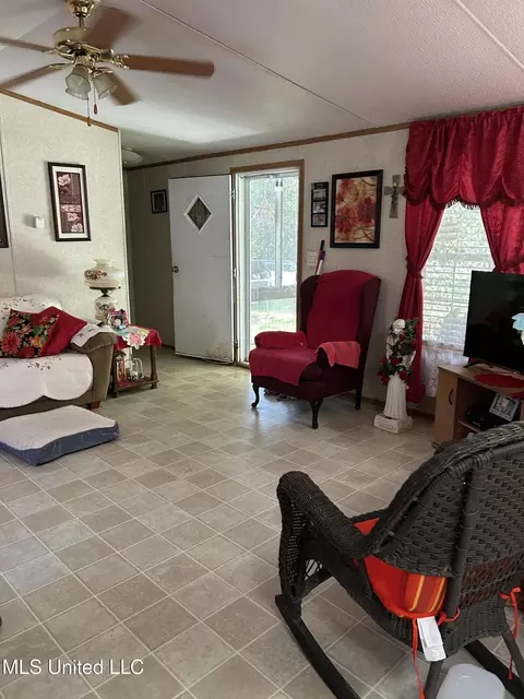 1990 Brasher Rd, Biloxi, MS 39532 photo 8