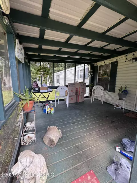 1990 Brasher Rd, Biloxi, MS 39532 photo 4