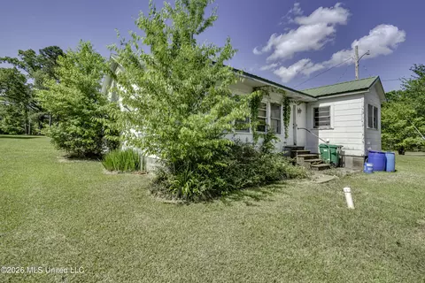 Exterior - 6118 Terry Rd, Byram, MS 39272 photo 10 of 14