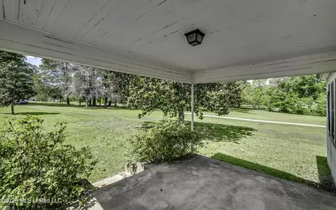 Exterior - 6118 Terry Rd, Byram, MS 39272 photo 6 of 14