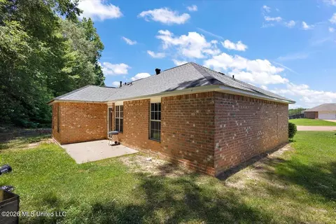 Exterior - 152 Brooklynn St, Byram, MS 39272 photo 4 of 4
