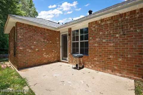 Exterior - 152 Brooklynn St, Byram, MS 39272 photo 3 of 4