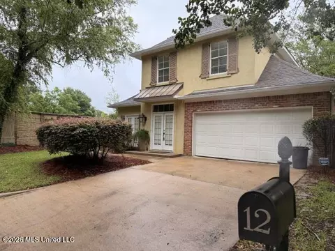 12 Ashton Gardens Dr, Jackson, MS 39211