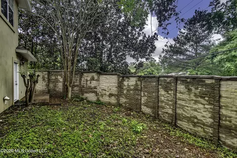 Exterior - 12 Ashton Gardens Dr, Jackson, MS 39211 photo 8 of 10