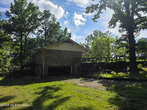 Exterior - 1008 Tannahill St, Wesson, MS 39191 photo 4 of 4