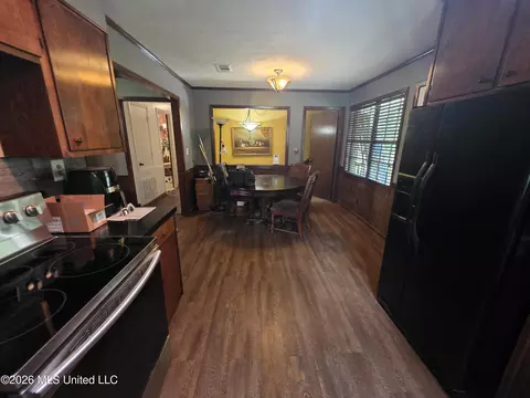 Entry Way - 1008 Tannahill St, Wesson, MS 39191 photo 2 of 2