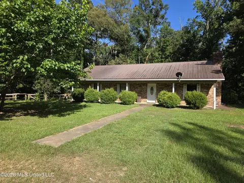 Exterior - 1008 Tannahill St, Wesson, MS 39191 photo 2 of 4