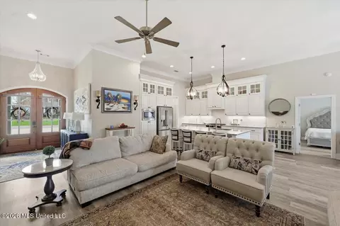 Entry Way - 108 Vineyard Blvd, Brandon, MS 39047 photo 2 of 4