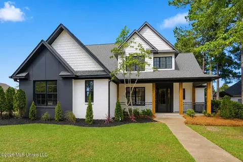 135 Carrick Ave, Madison, MS 39110
