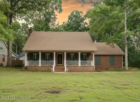 4040 Windermere Dr, Nesbit, MS 38651