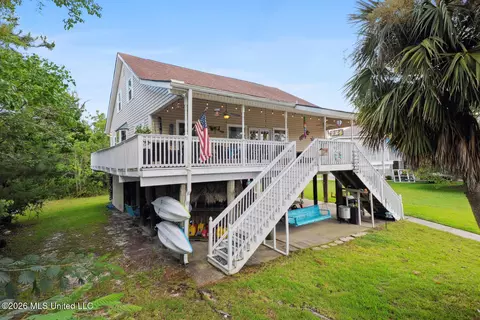 15012 Mary St, Kiln, MS 39556