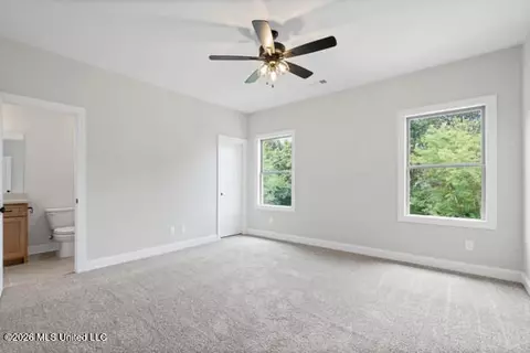 Bedroom - 348 Oakworth Dr, Hernando, MS 38632 photo 6 of 6
