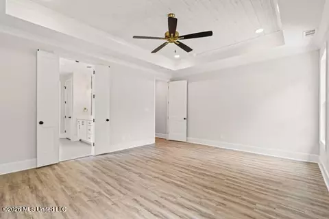 Bedroom - 348 Oakworth Dr, Hernando, MS 38632 photo 1 of 6