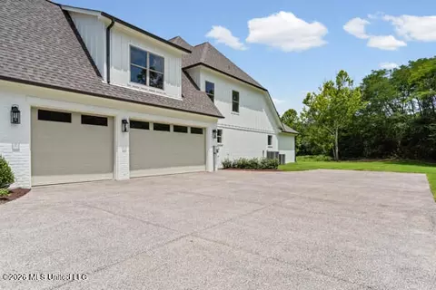 Other - 348 Oakworth Dr, Hernando, MS 38632 photo 1 of 13
