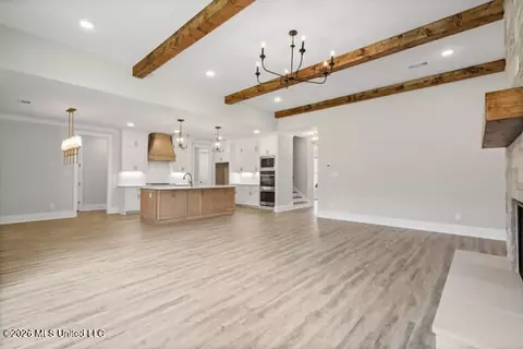 Living - 348 Oakworth Dr, Hernando, MS 38632 photo 3 of 3