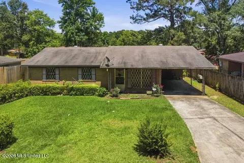 209 Holden Rd, Mccomb, MS 39648